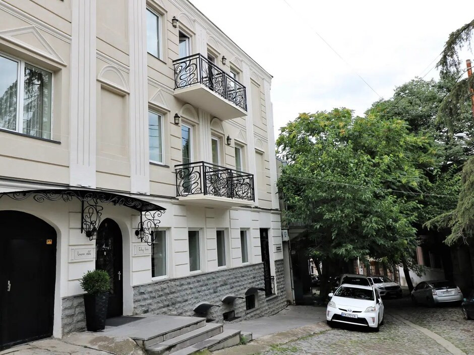 City Inn Tbilisi (Ex. Shine On Rustaveli) 3*