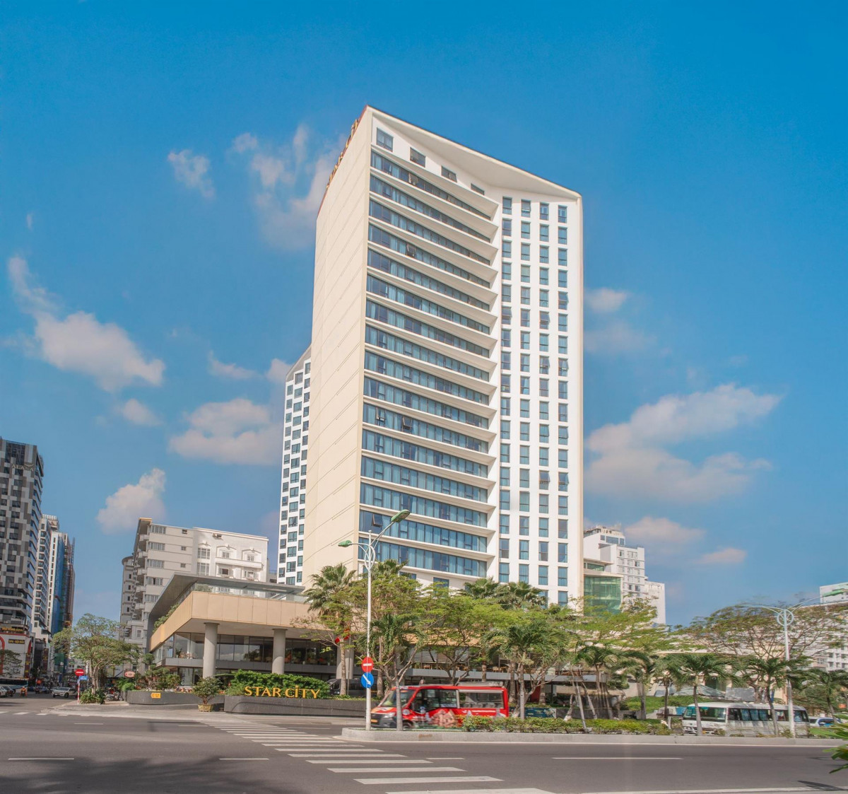 Starcity Bayfront Nha Trang 5*