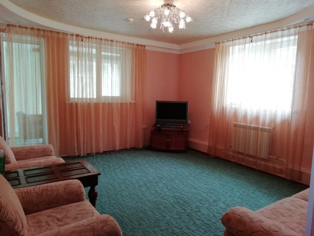 Кия 3* миниатюра 3