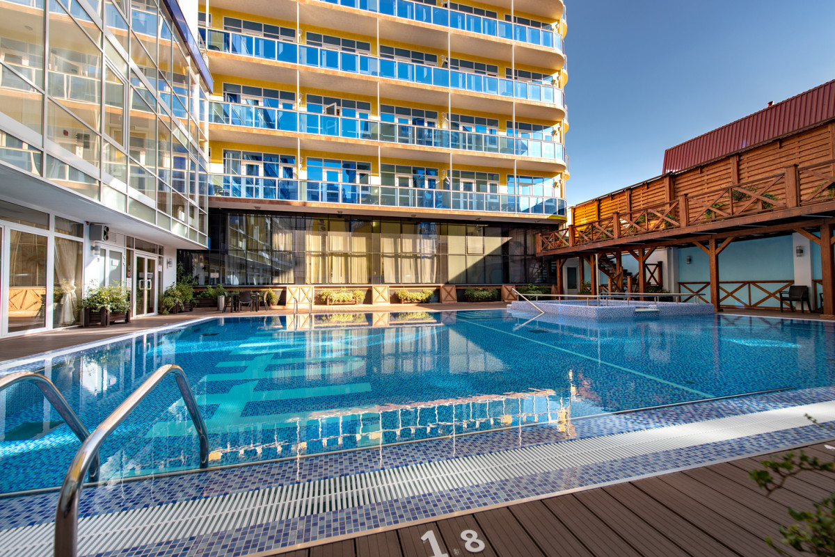 Атлант 3* миниатюра 2