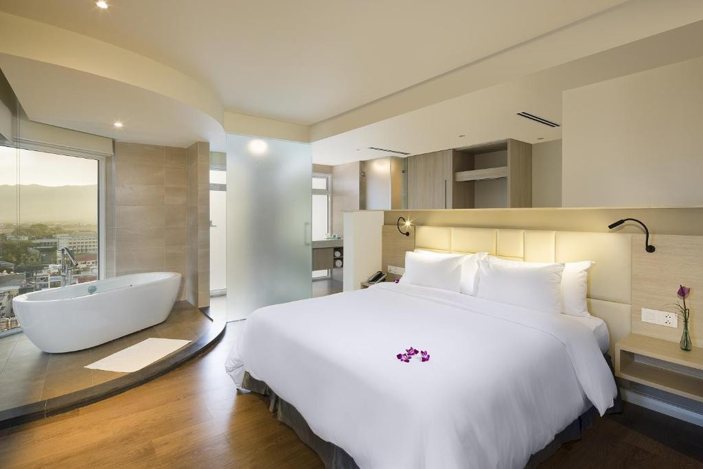 Liberty Central Nha Trang Hotel 4* миниатюра 3
