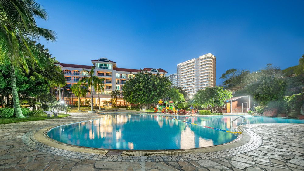 Huayuan Hot Spring Seaview Resort 4* миниатюра 2