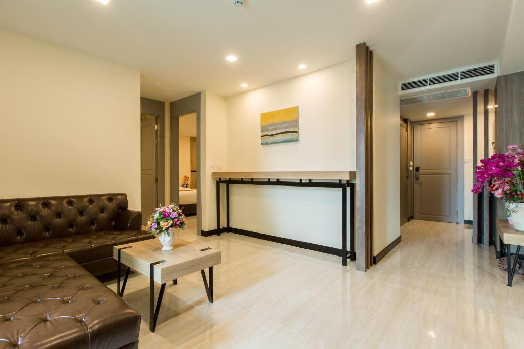 Crystal Palace Hotel 3* миниатюра 3