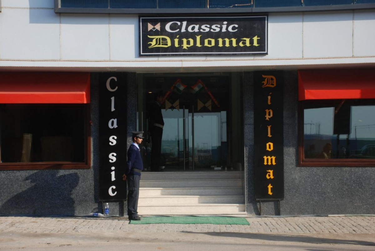 Classic Diplomat 3* миниатюра 3