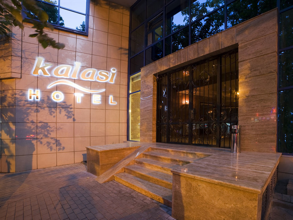 Kalasi Hotel 3*