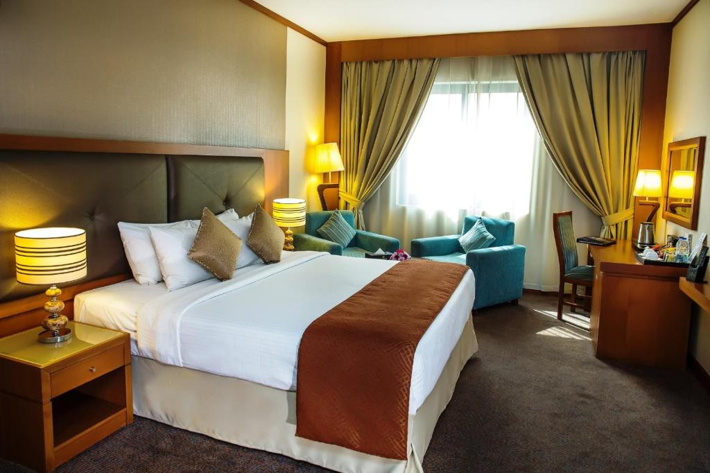 Landmark Summit Hotel (Ex. Summit Hotel, Hallmark Hotel) 4* миниатюра 3