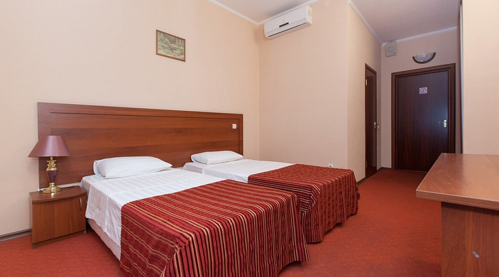 Регина На Петербургской 3* миниатюра 6