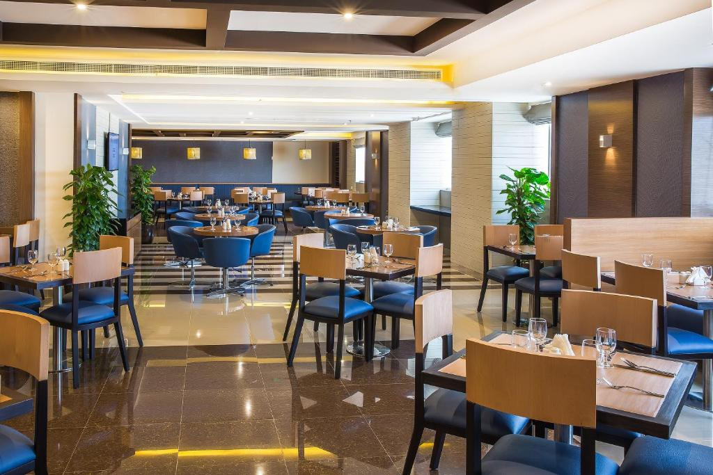 V Hotel Fujairah (Ex. Landmark Hotel Fujairah) 4* миниатюра 5
