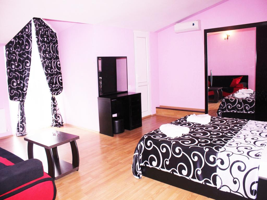 Qeroli 3* миниатюра 2