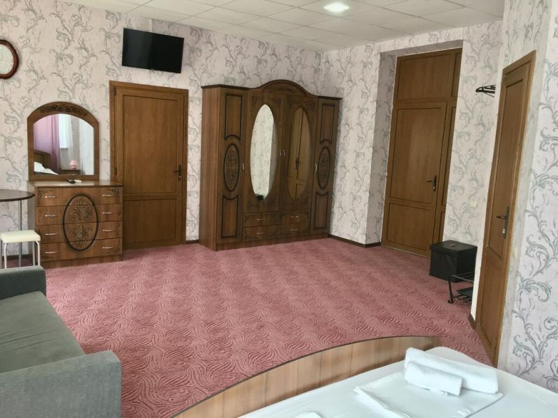 Rodven (Родвен) 2* миниатюра 3