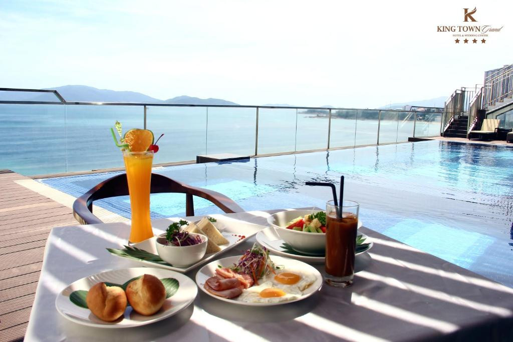 King Town Grand Hotel & Wedding Center 4* миниатюра 6