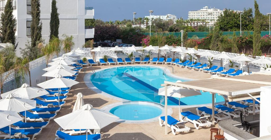 Gaia Sun N Blue Boutique Hotel 4*