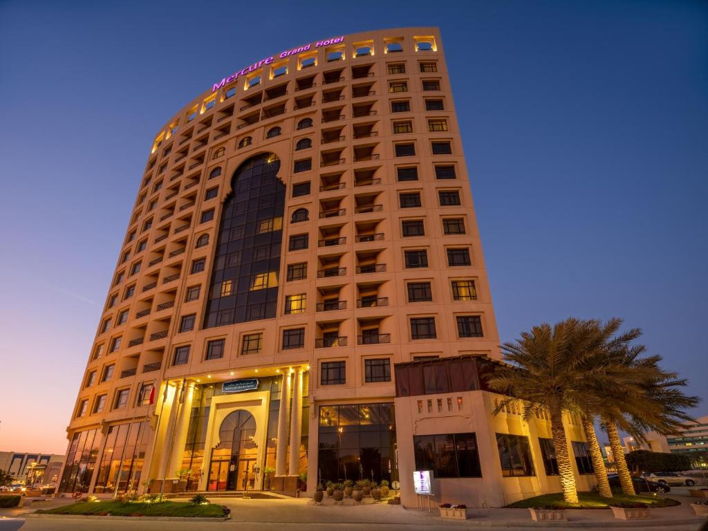 Mercure Grand Hotel Seef 4* миниатюра 2