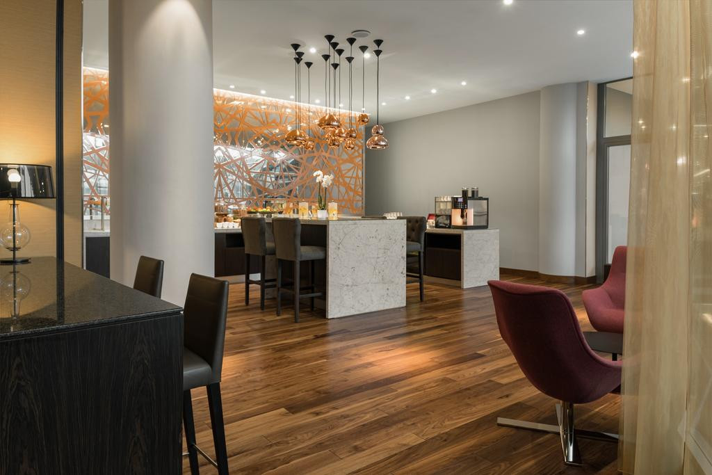 Хилтон Экспофорум 4* миниатюра 6