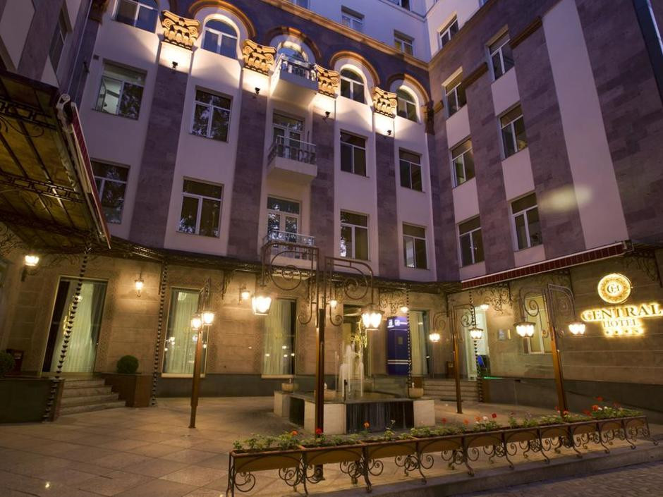 Central Hotel Yerevan 4* миниатюра 2