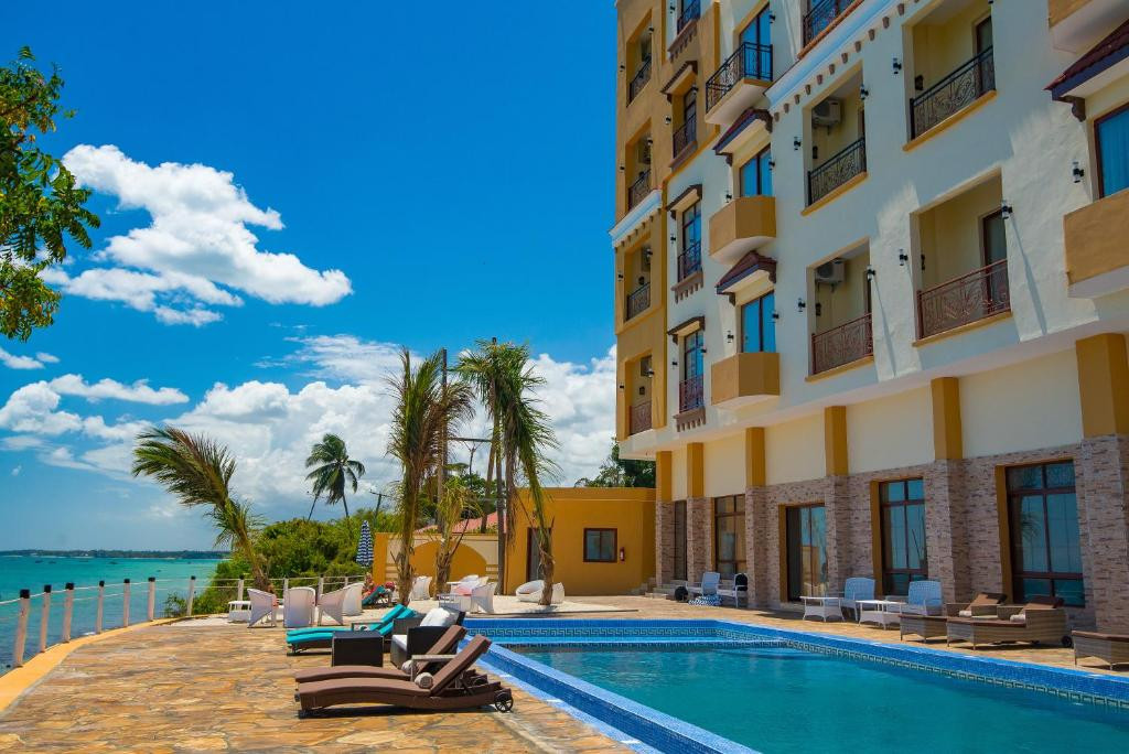 Golden Tulip Zanzibar Resort 4* миниатюра 2