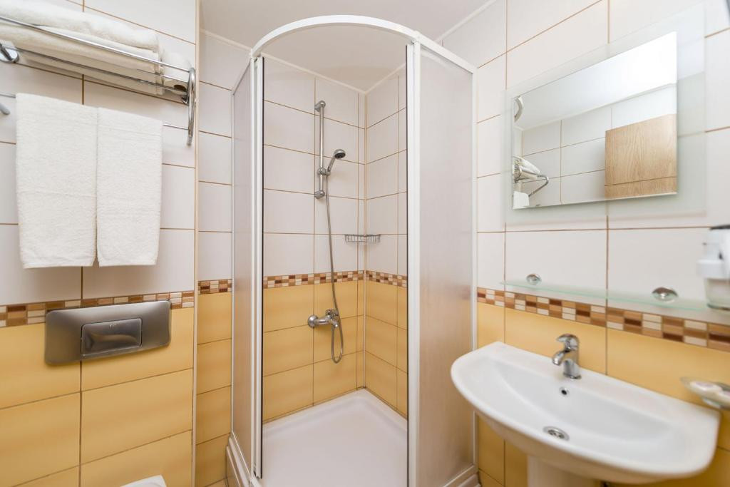 Lowe Hotel 4* миниатюра 4