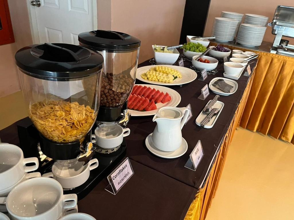 Crown Pattaya Beach Hotel 3* миниатюра 5