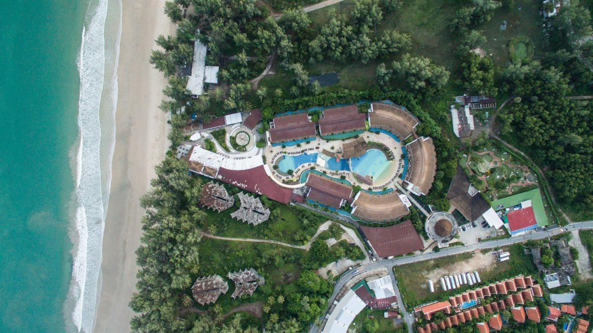 Arinara Beach Resort Phuket 4*