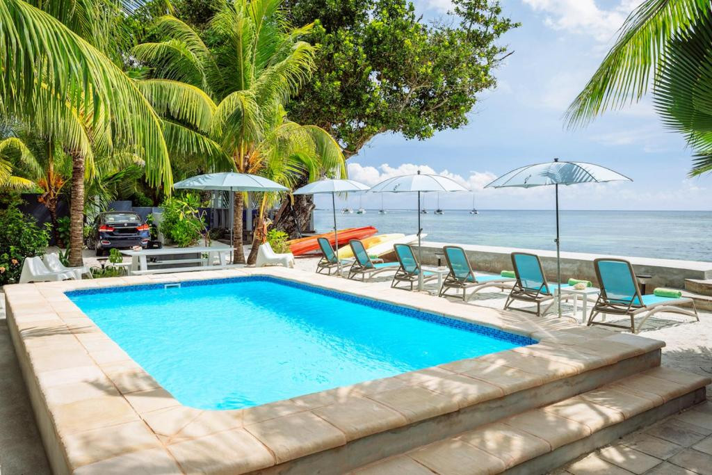 Le Nautique Luxury Beachfront Apartments миниатюра 3