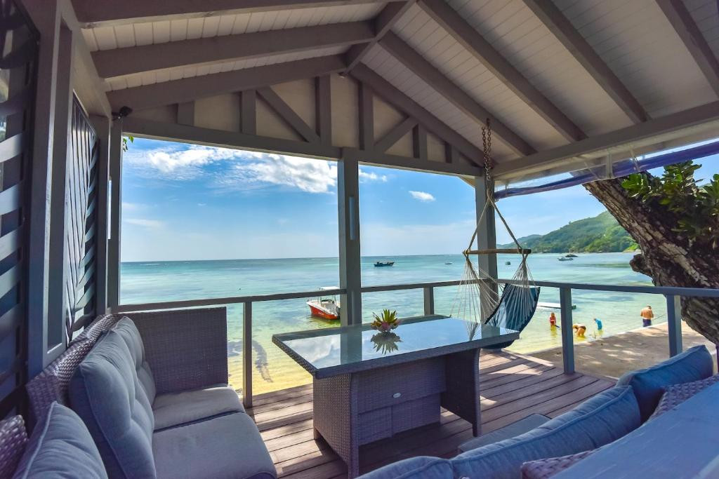 Le Nautique Luxury Beachfront Apartments миниатюра 5