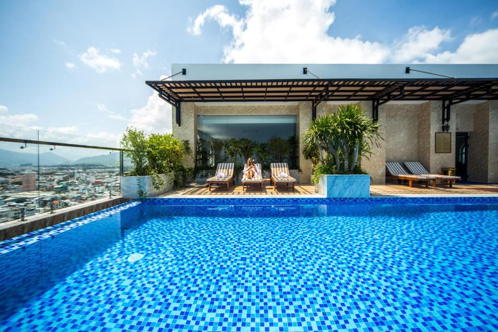 Hon Chong Retreat (Ex. Putin Nha Trang) 4*