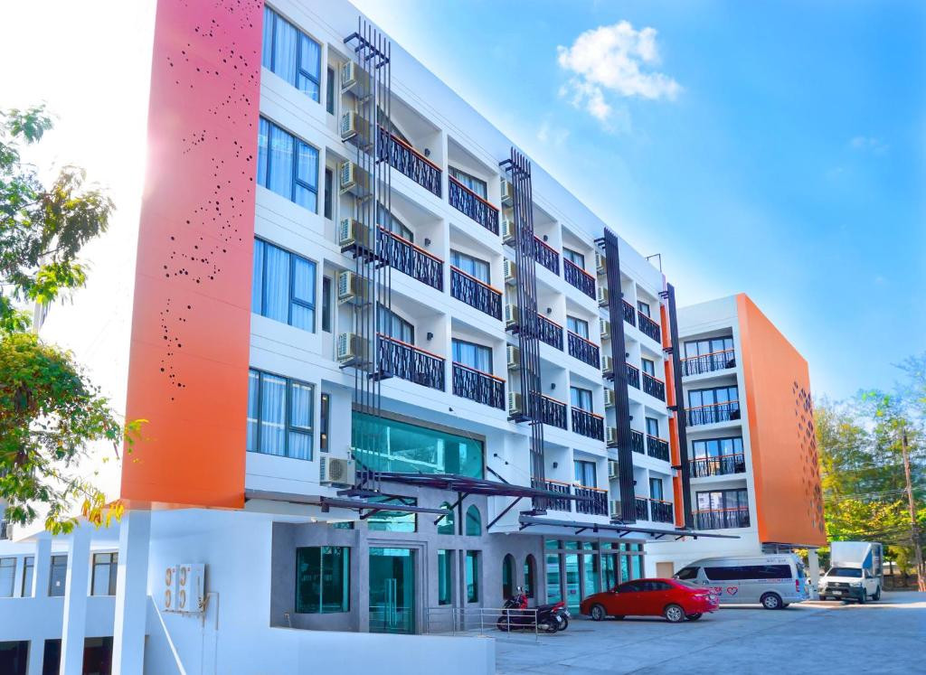 Phoenix Hotel Karon Beach 4* миниатюра 2