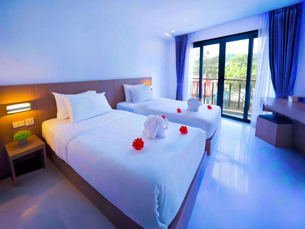 Phoenix Hotel Karon Beach 4* миниатюра 3