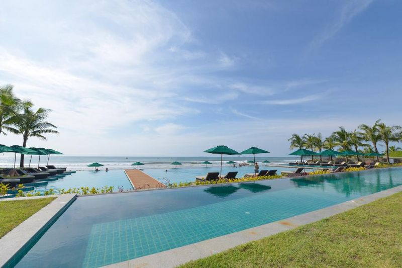 Ngwe Saung Yacht Club & Resort 5* миниатюра 3