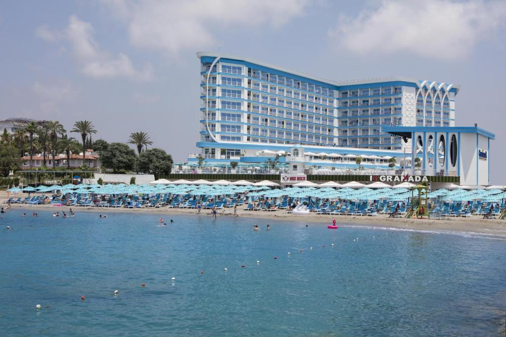 Granada Luxury Beach Hotel 5*
