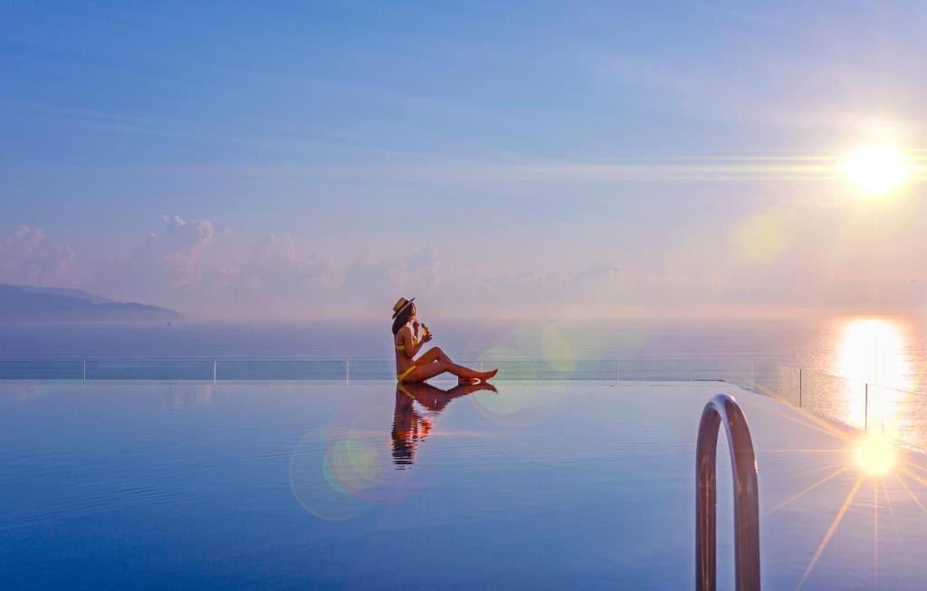 Balcona Hotel Da Nang 4* миниатюра 6