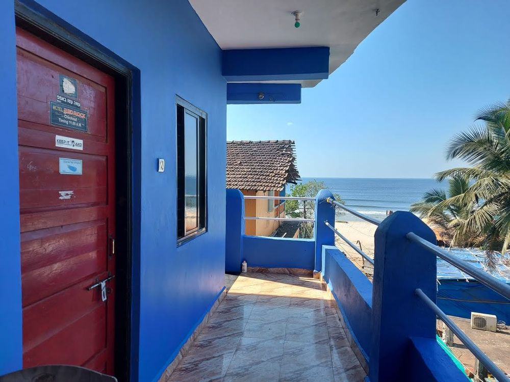Red Rock Beach Hotel 2*