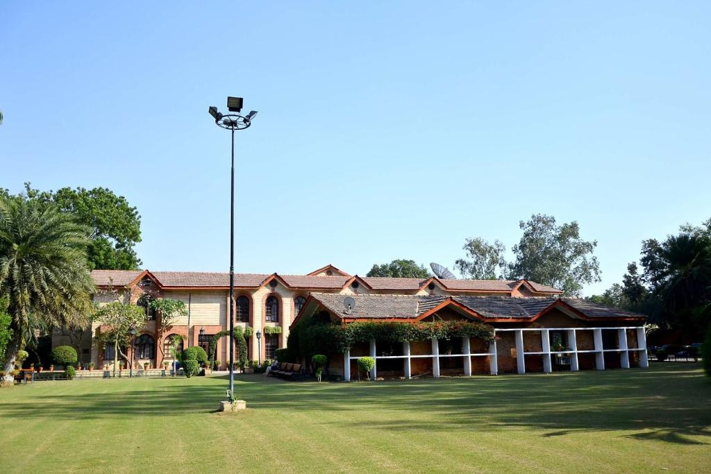 Ashok Country Resort 4* миниатюра 2