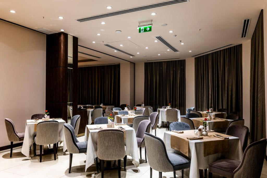 Ramada Hotel & Suites By Wyndham Yerevan 4* миниатюра 6