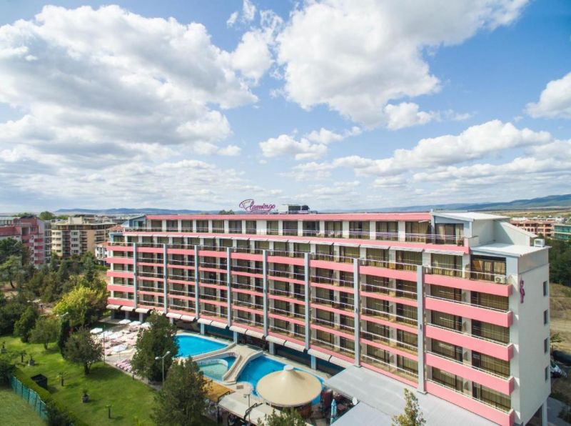 Flamingo 4*