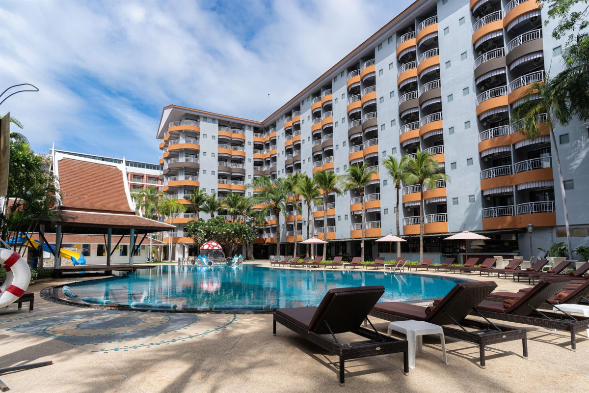 Heeton Concept Hotel Pattaya (Ex. Mercure Hotel Pattaya) 4*
