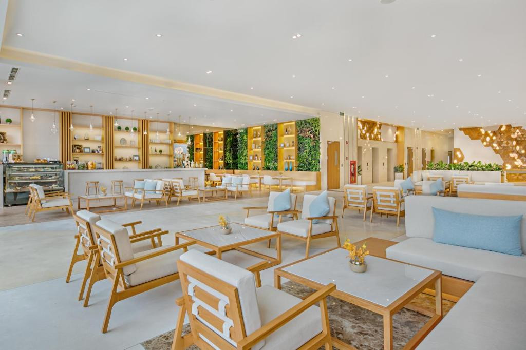 Tms Hotel Da Nang Beach 5* миниатюра 4