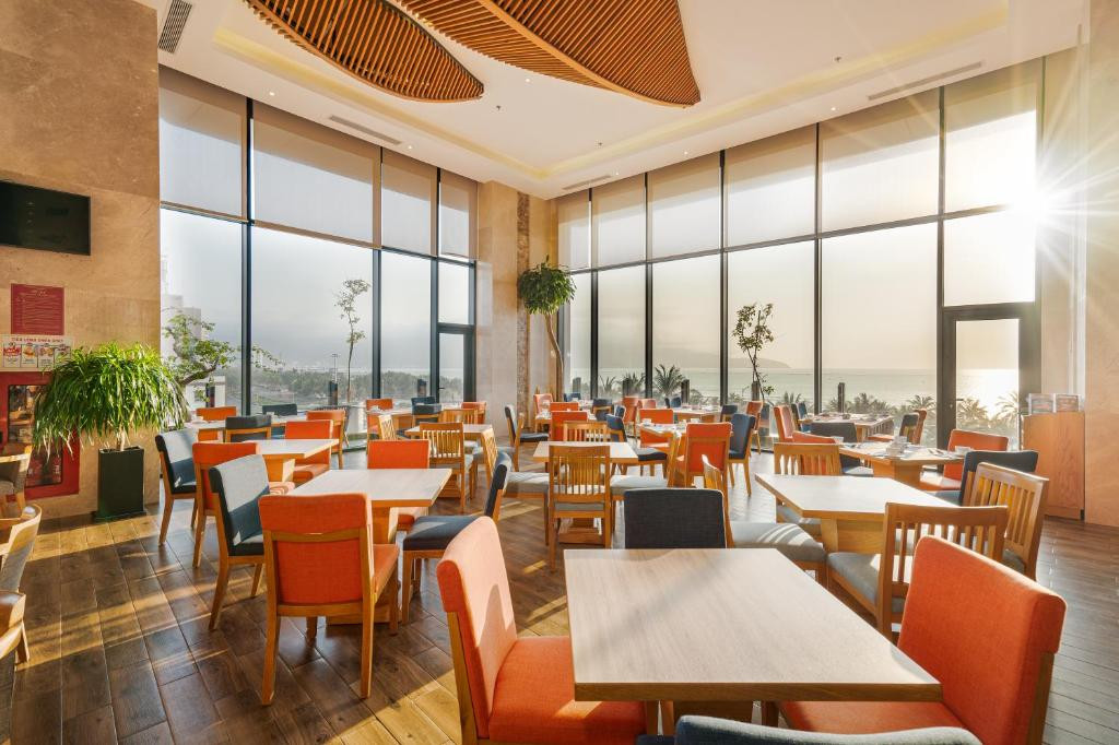 Sala Danang Beach Hotel 4* миниатюра 4