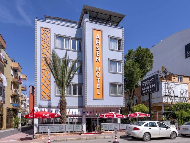 Ahsen Hotel 3*