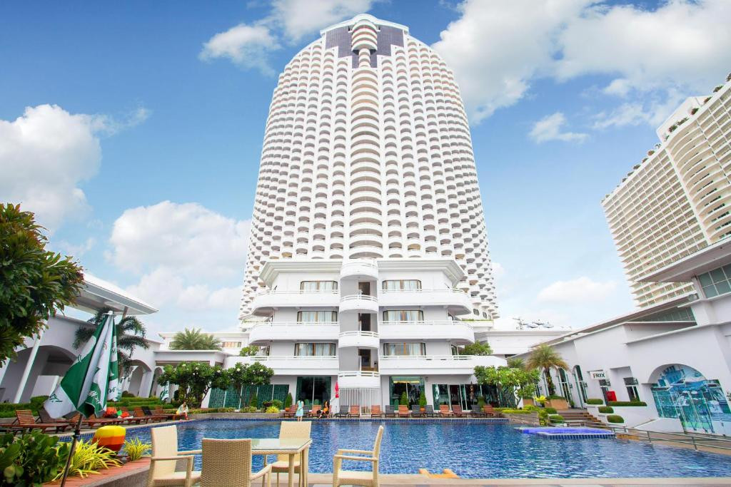 D Varee Jomtien Beach (Ex. Furama Jomtien Beach) 4*