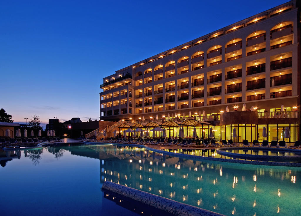 Sol Nessebar Palace 5*