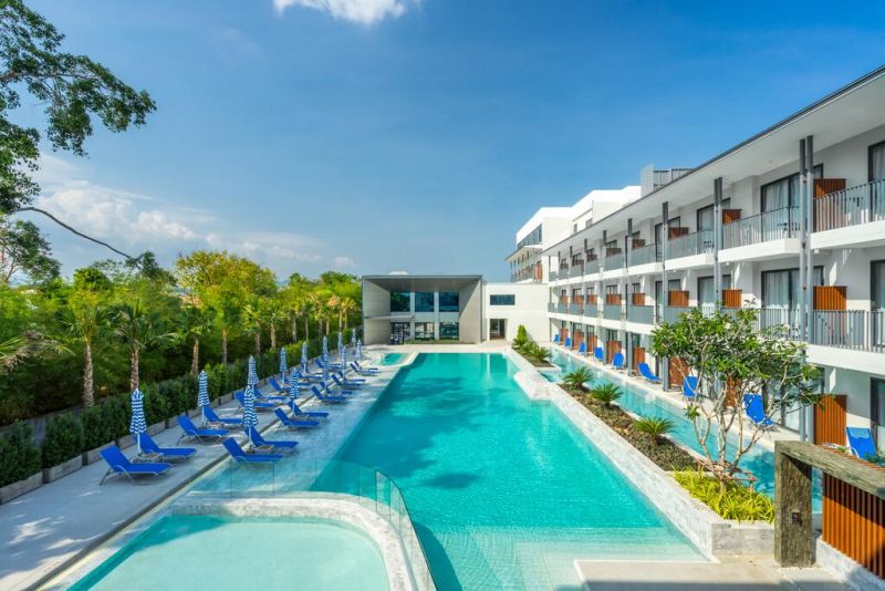 Seabed Grand Hotel Phuket 5*