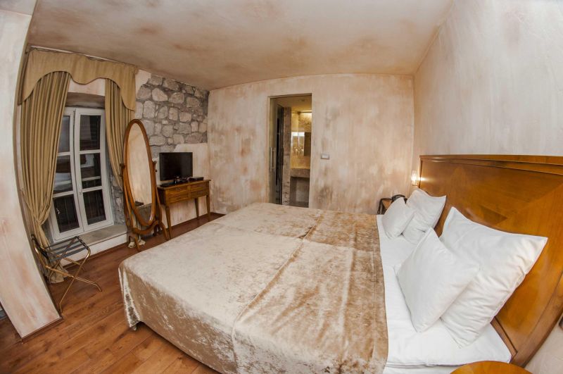 Astoria Kotor 4* миниатюра 4