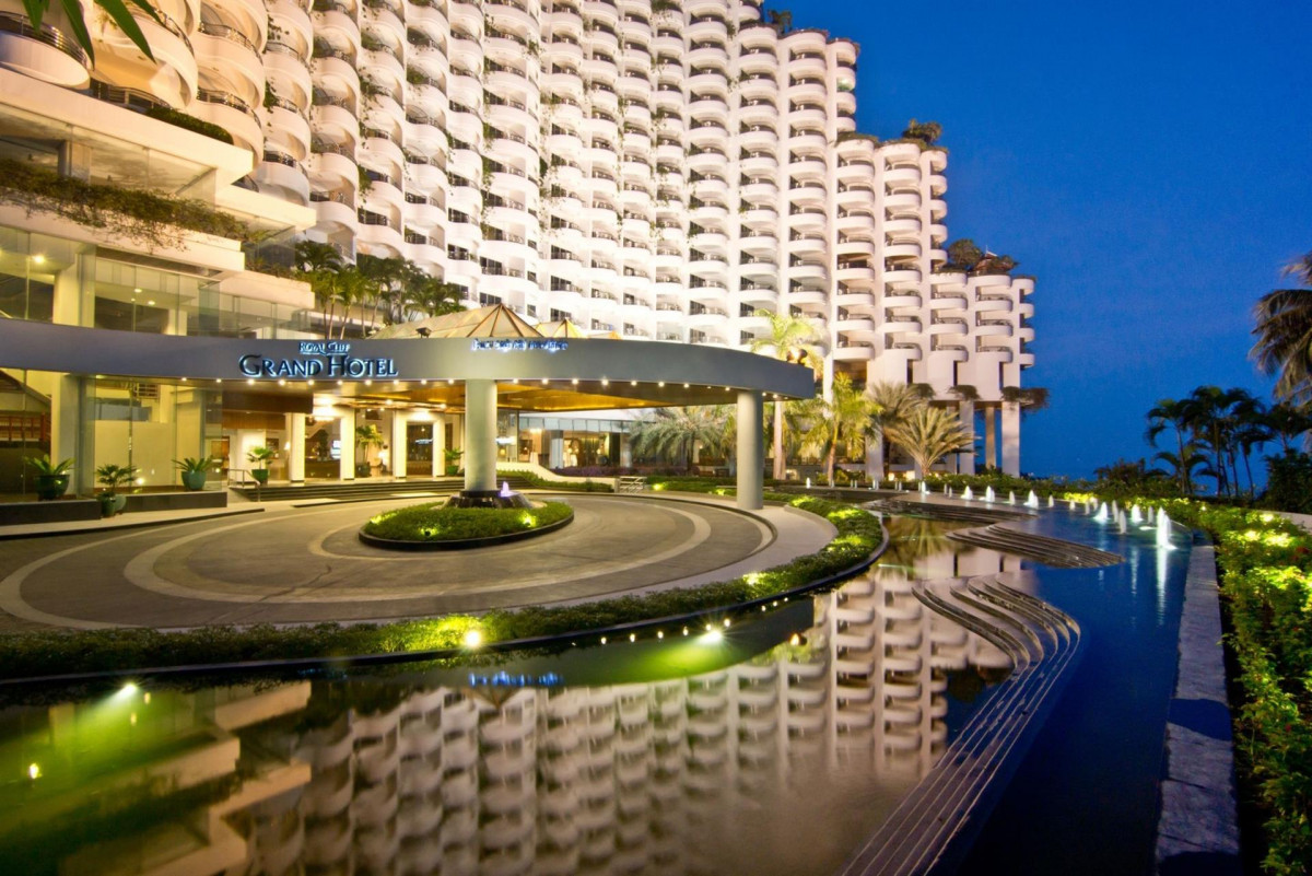 Royal Cliff Grand 5* миниатюра 2