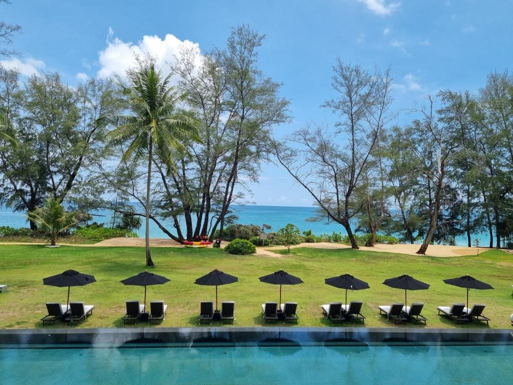 Sala Phuket 5*