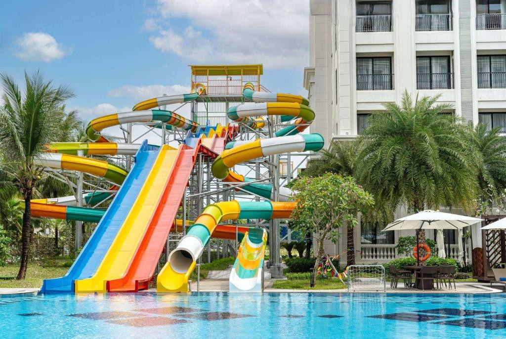 Wyndham Garden Grandworld Phu Quoc (Ex. Vinholidays Infinity Phu Quoc) 4*