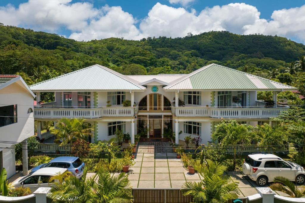 340 Degrees Mountain View миниатюра 6