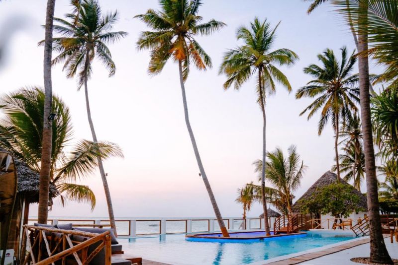 Tiki Beach Club & Resort 4* миниатюра 4