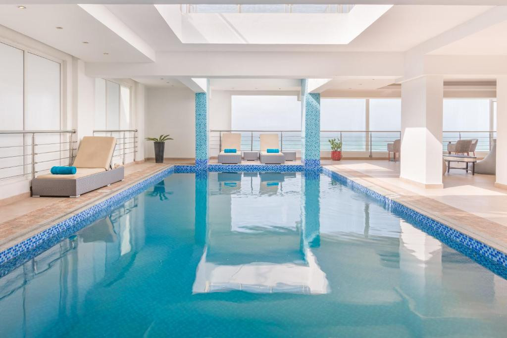 Al Hail Waves Hotel Managed By Centara 3* миниатюра 5