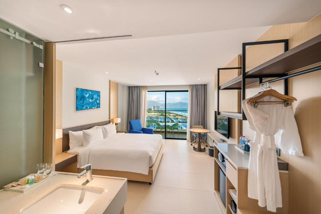 The Empyrean Cam Ranh (Ex. The Arena Cam Ranh Resort) 5* миниатюра 4